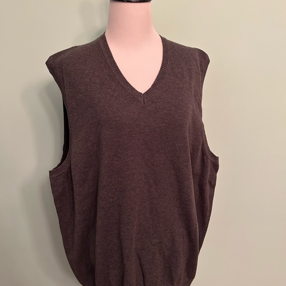 JOSEPH A BANKS MEN’S SWEATER VEST